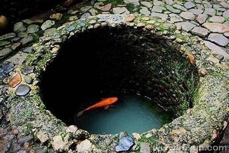 梦见井中的水涌喷出来的预兆