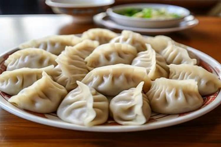 冬至吃饺子一定是水饺吗 冬至吃饺子有什么要求吗