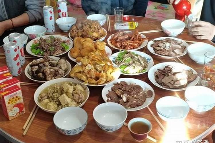 什么面相的女人感情不顺晚婚(鼻梁起节)