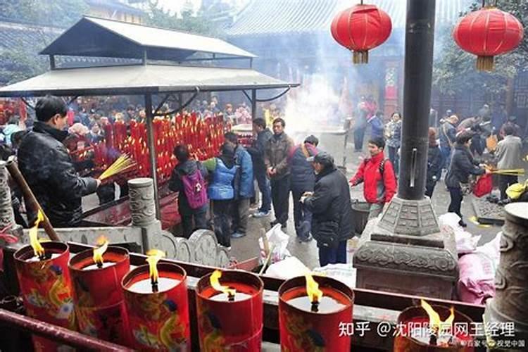 春节可以给去世的亲人上坟吗？