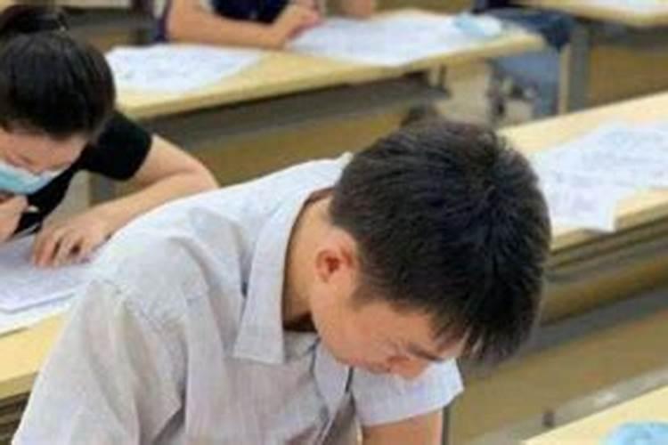 什么梦预示考试顺利