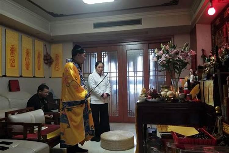 一般和尚死后下葬的有那些陪葬物品？