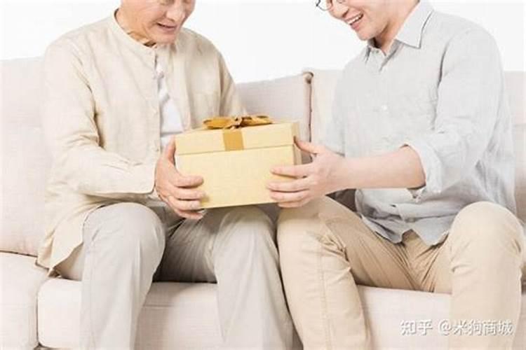 重阳节一般送老人什么礼物