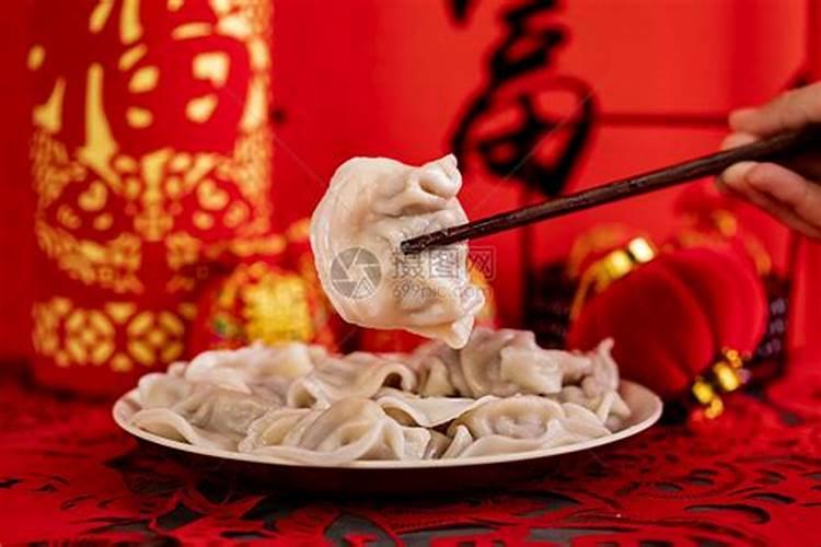 梦见自己满身是屎是什么意思？