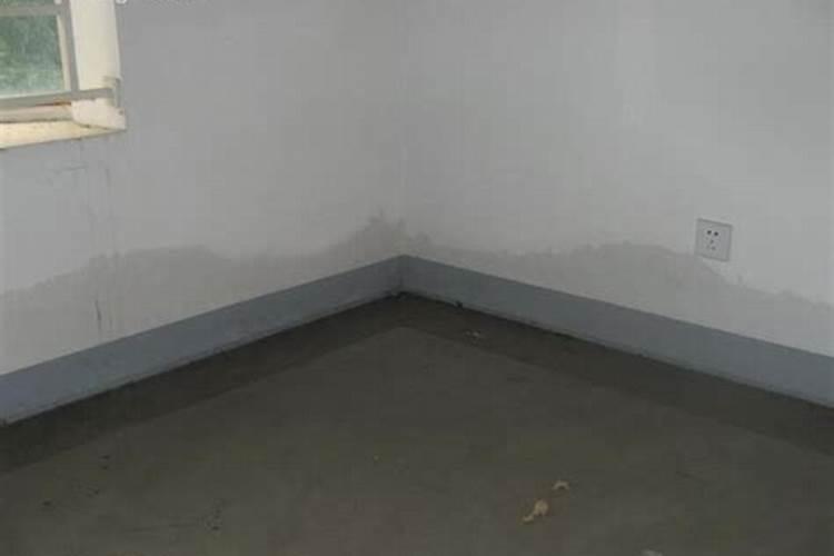 梦见老家屋顶塌个窟窿往下漏水的预兆