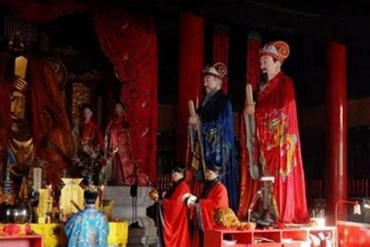 死人请道士先生是什么意思