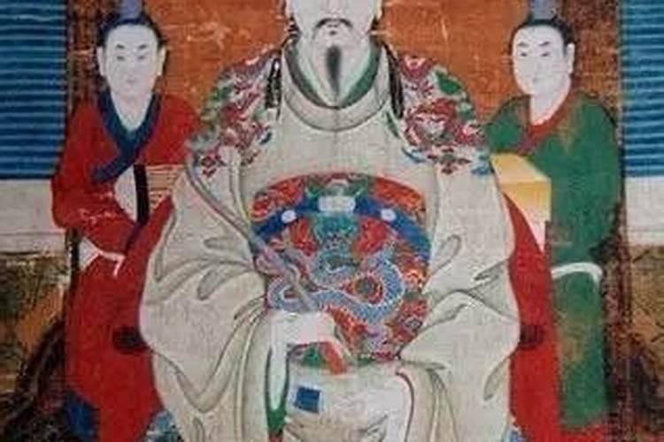 2025年属鸡的运势
