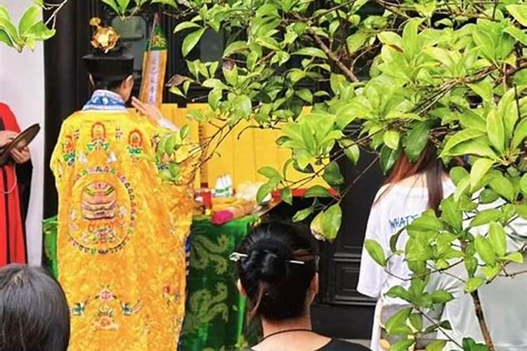 2025蛇年不适合生孩子的生肖