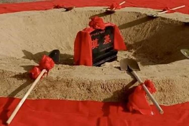 79年属羊女今年每月运势