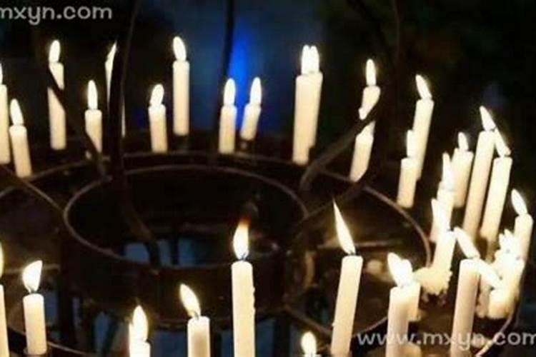 梦见死去的亲人对我笑的预兆