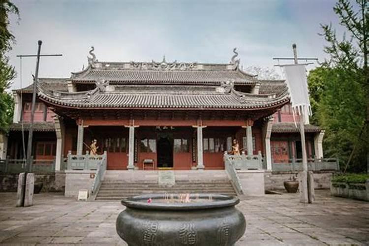 王安石�0�0慈溪县学记�0�3全文翻译