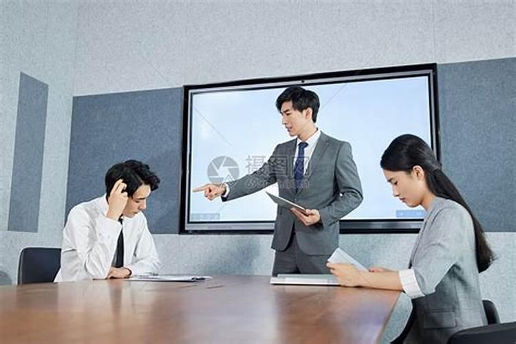 梦见被提问的预兆