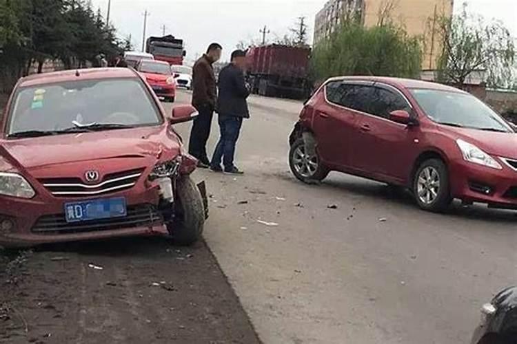 梦见同学车祸死了的预兆