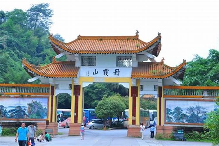 母女八字不合反冲可以化解吗？