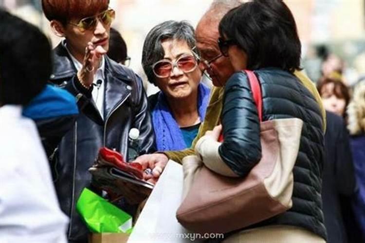 梦见陌生人跟我表白的预兆