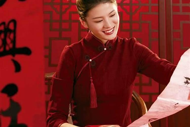 姐姐梦见亲弟死大哭是什么预兆？