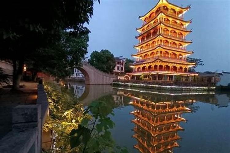 中秋节自驾游去哪玩好,热门景点推荐