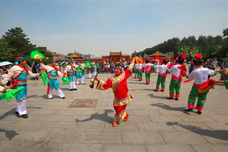 东北与北京过春节的习俗的不同