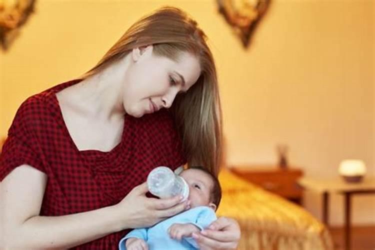 ...女儿就要出生了。想不好该起什么名字、前两个字要一样!女孩的...