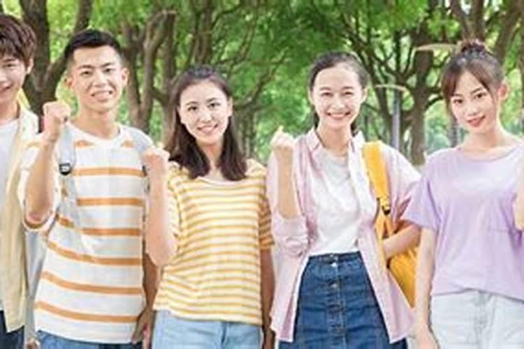 梦见许多同事在来我家做客