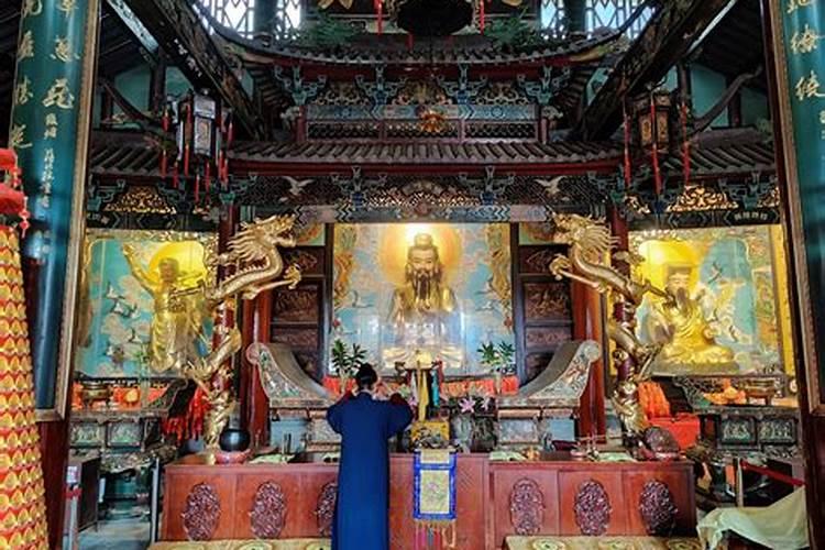 “抱扑道院’在什么山上
