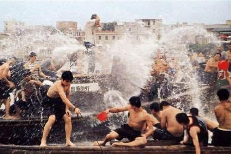 石狮蚶江海上泼水节是上午还是下午