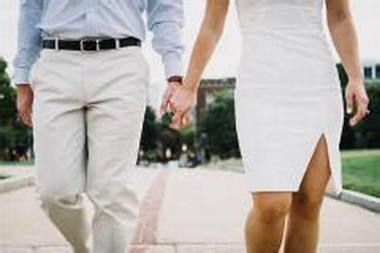 梦见女朋友跟别人结婚