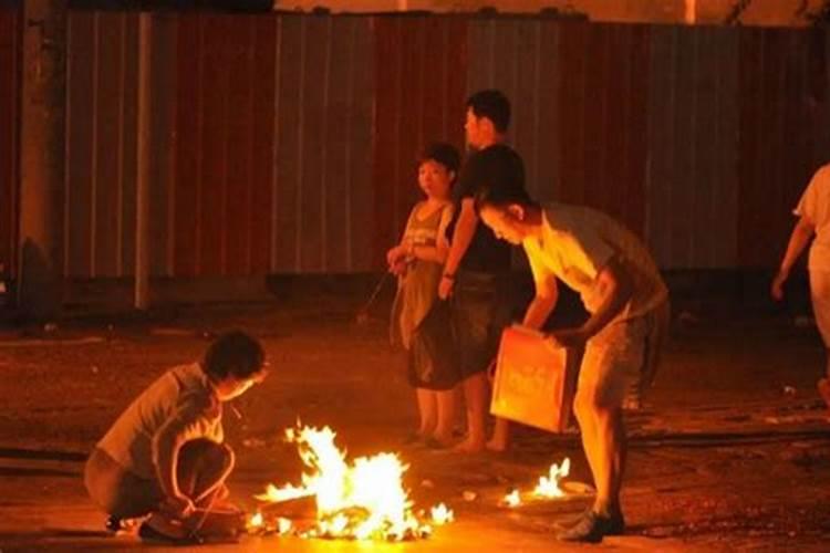 中元节烧纸钱有什么讲究