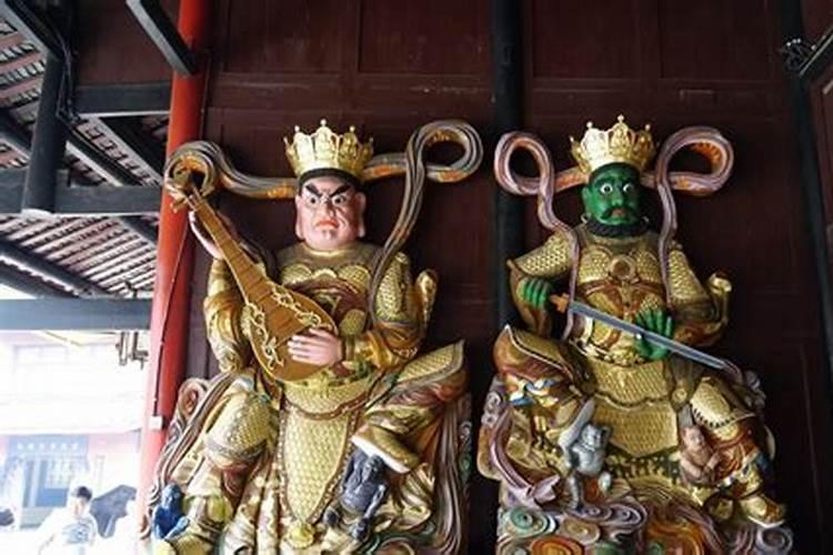 佛教网寺院中木鱼头朝里面是什么意思
