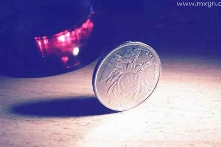 梦见别人捡钱分给了自己