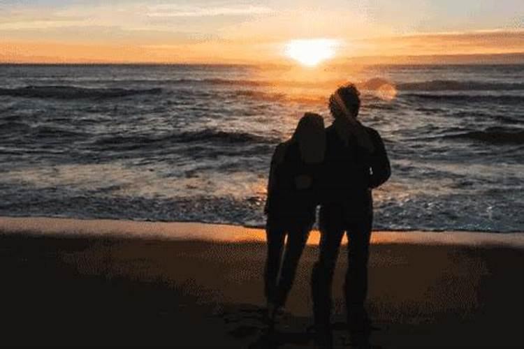 甲木女和丙火男的姻缘彼此吸引婚姻幸福