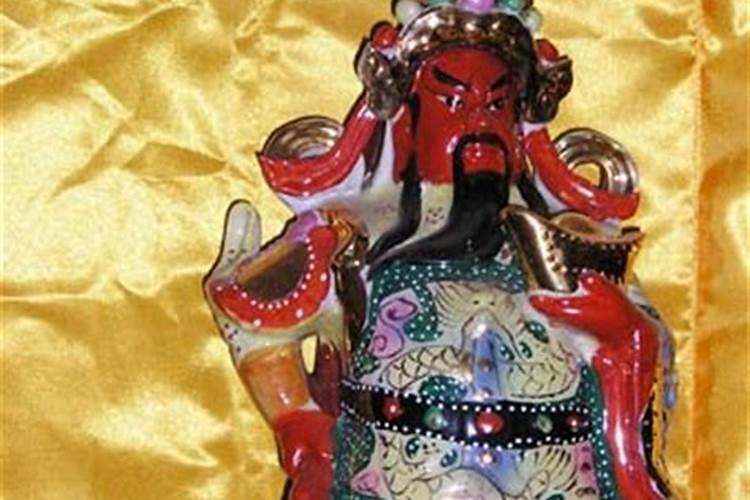 如何拜财神爷才灵验？
