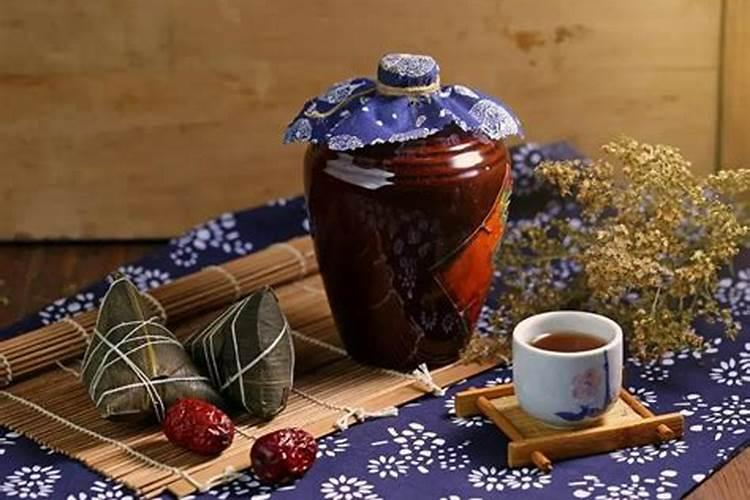 端午节为什么要喷雄黄酒