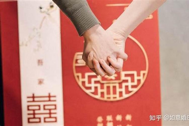 结婚妨父母月父母女一月不能见面是真的吗？