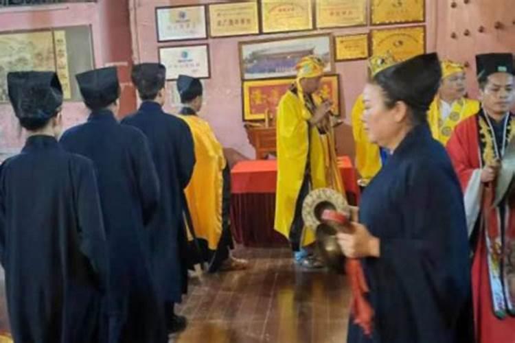 玄学师傅～密宗高人～风水大师～道教法师都进来说几句吧 外面说做法...