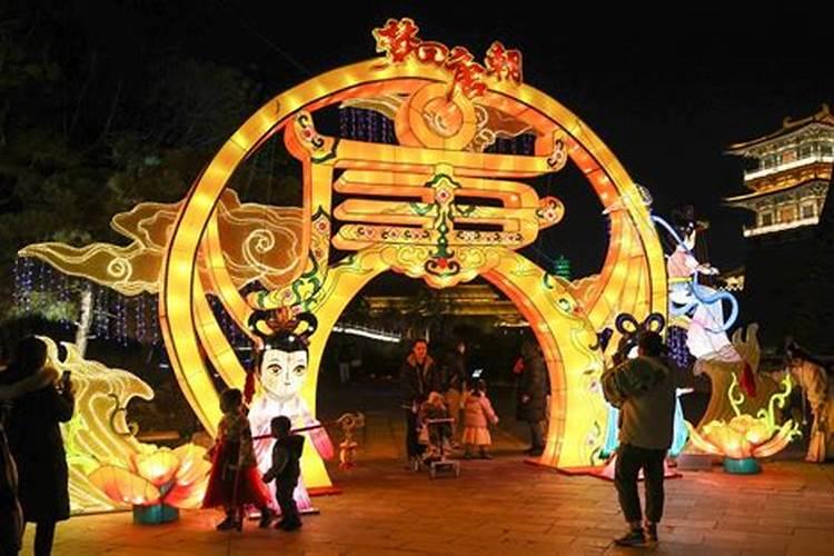 正月初五为什么要迎财神？