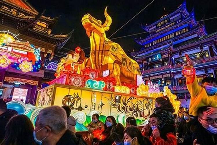 梦见舅舅家庄子那修新房子的预兆