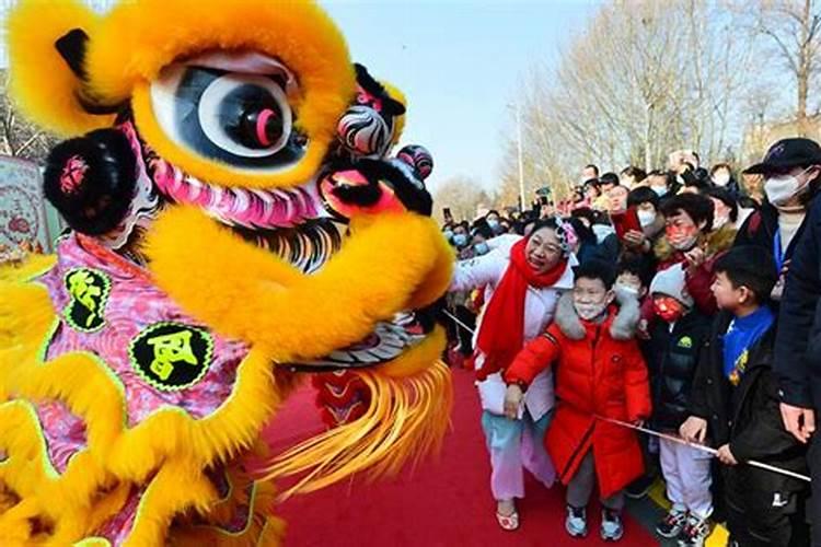 2025犯太岁可以戴什么化解
