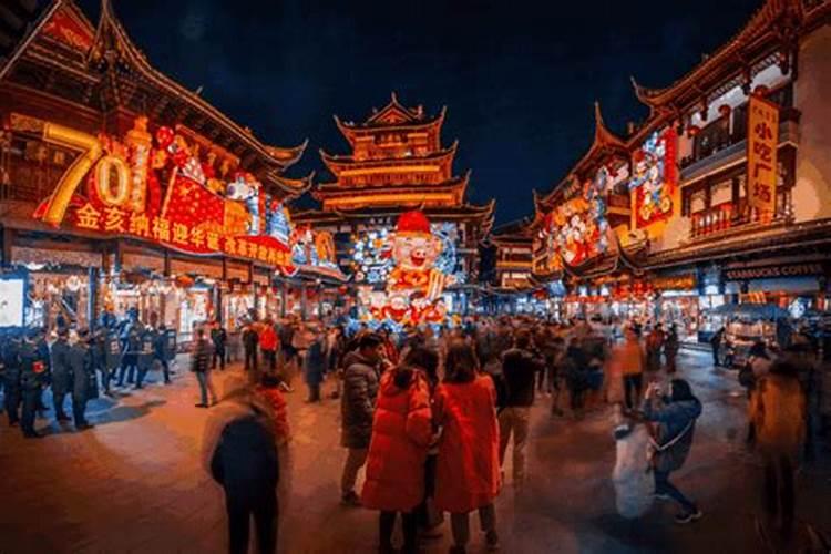 2025年哪些属相不宜上坟