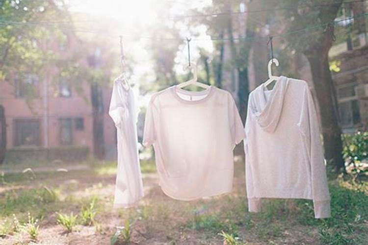 梦见情人穿着我买的衣服的预兆
