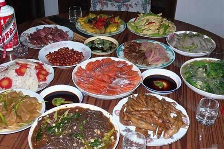 做梦吃酒席什么预兆