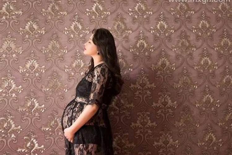 女人梦见其他女人怀孕大肚子
