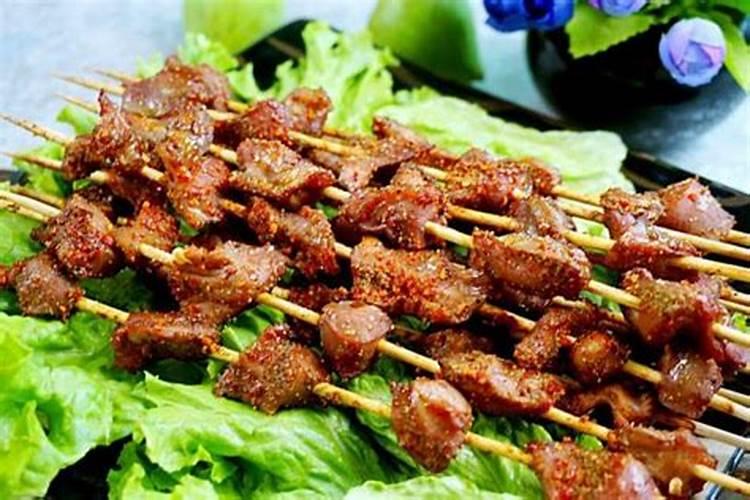 梦见吃烤肉串的预兆