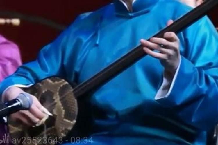 唱八字弹三弦你听曲我要钱猜三个数字