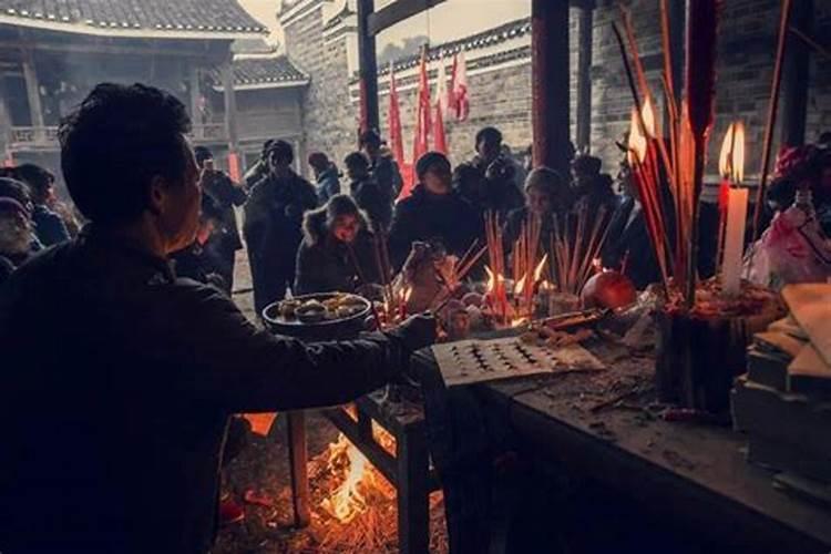 梦见老鼠追着我跑