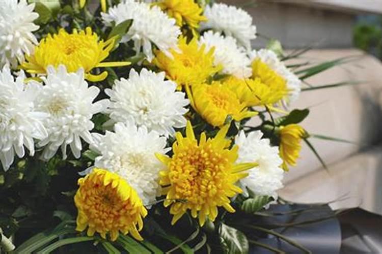 中元节什么时间祭祖？不能早,也不可晚,老祖宗定下的规矩要懂