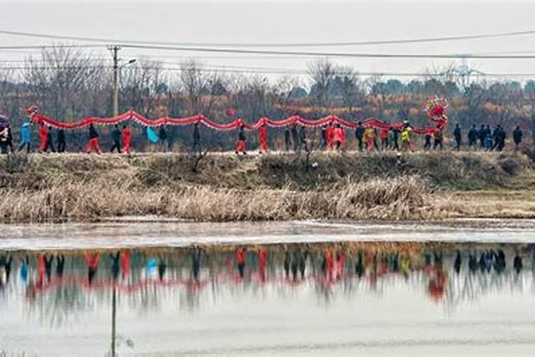 孝感过春节的习俗作文500字左右急急急急急急急急急急急急急!