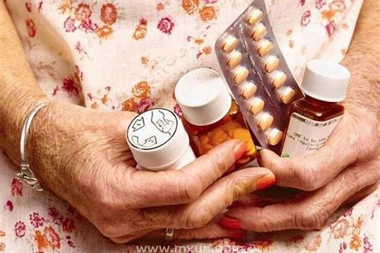 梦见身体不好的老人去世 梦见老人去世征兆有哪些