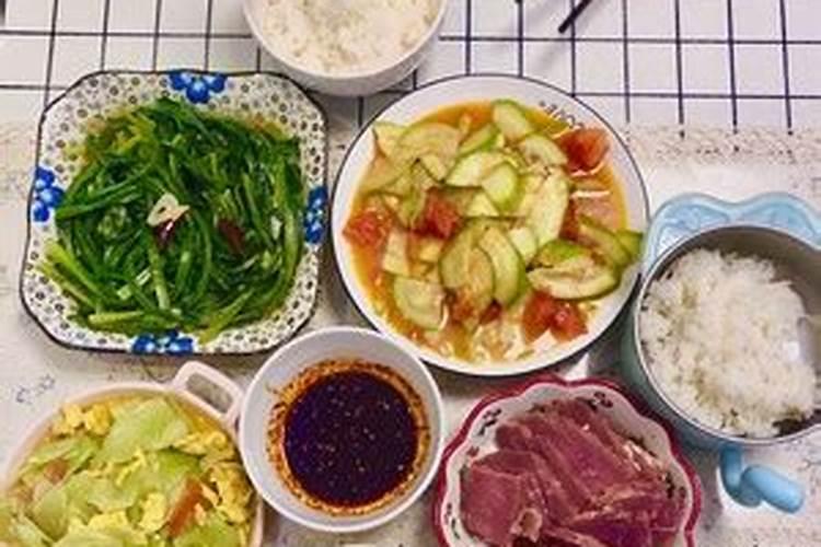 农村冬天几点吃午饭