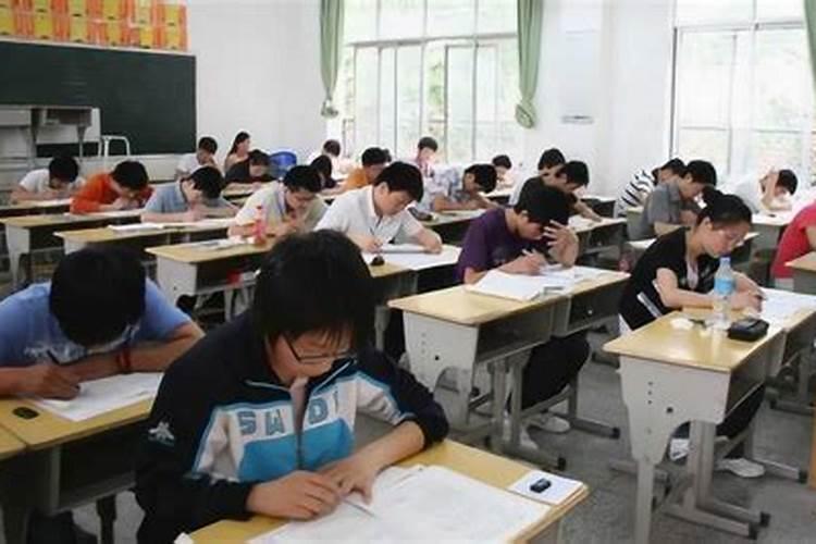 指迷居士算命老师您好帮我孩子算八字学业好不好可以吗？